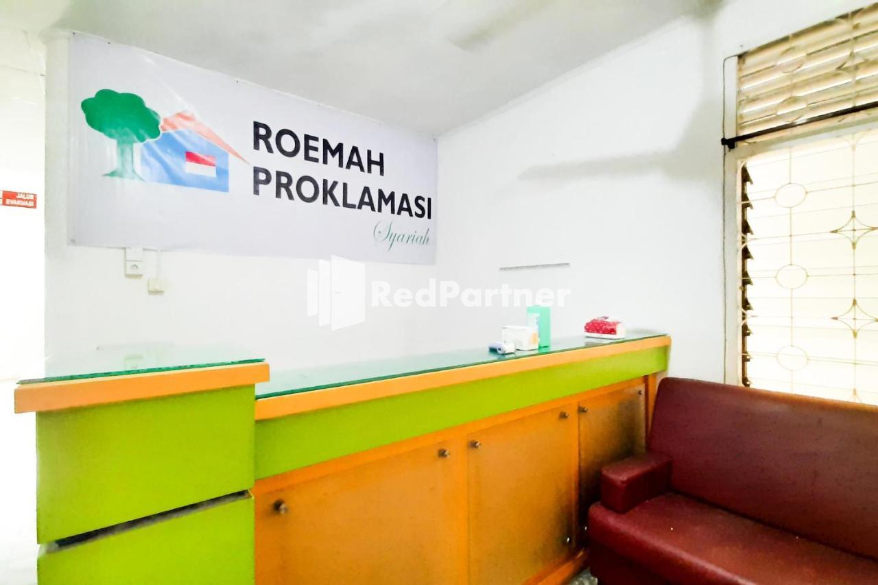 Roemah Proklamasi Syariah Mitra Reddoorz Padang  Exterior foto